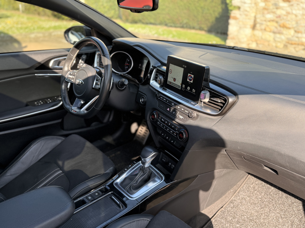 Kia ProCeed — 14
