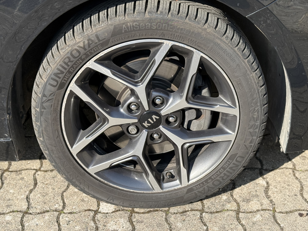 Kia ProCeed — 26