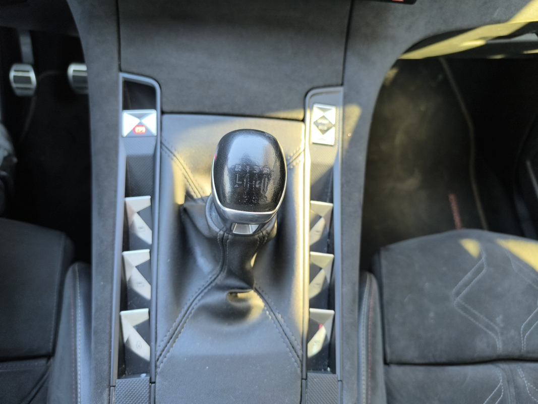 DS DS7 CROSSBACK — 22