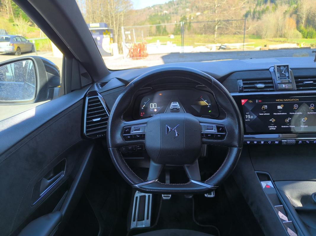DS DS7 CROSSBACK — 18