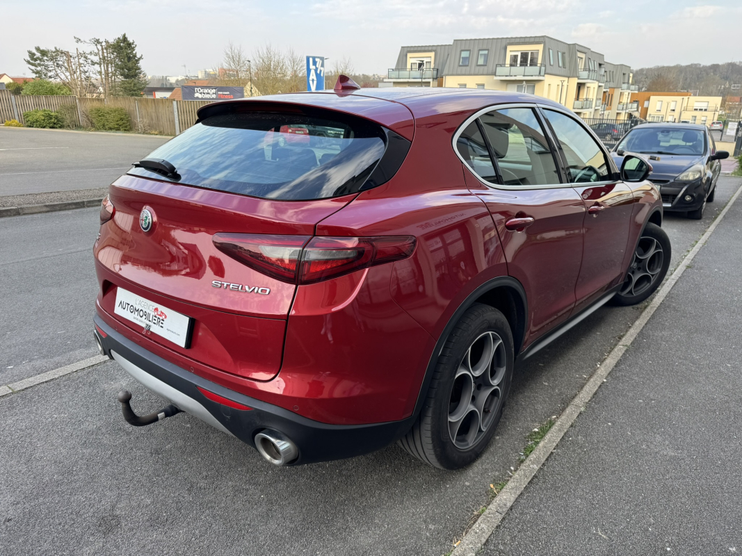 Alfa Romeo STELVIO — 5