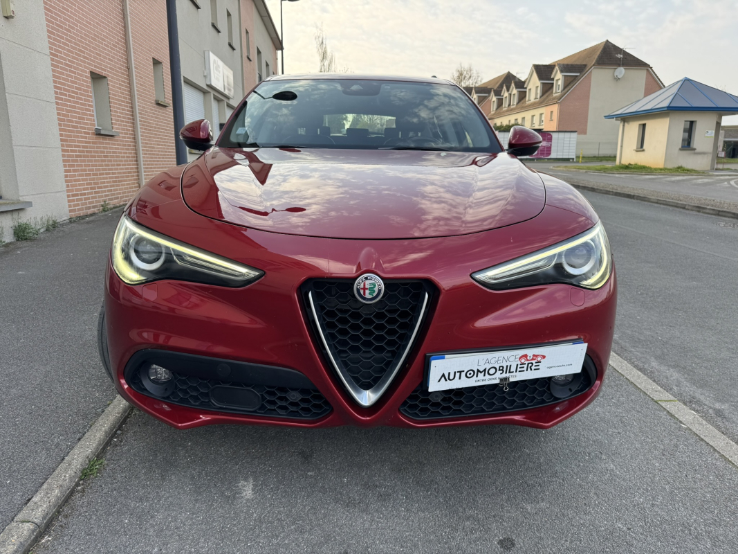 Alfa Romeo STELVIO — 8