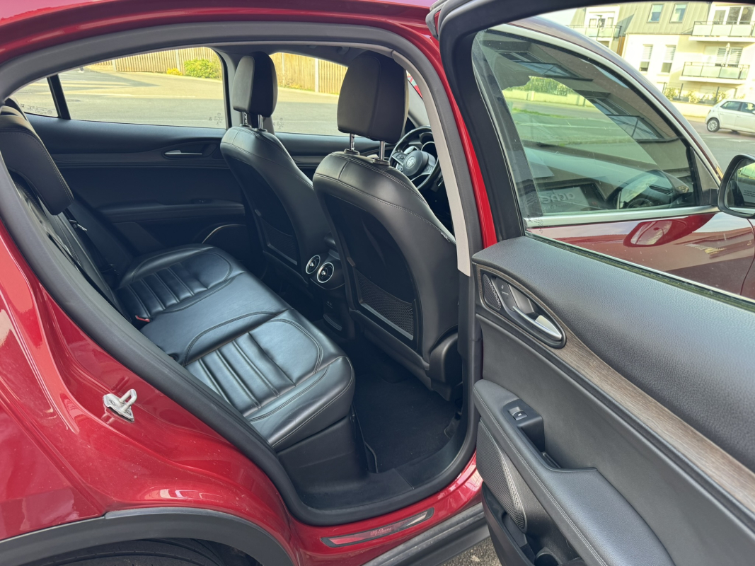 Alfa Romeo STELVIO — 23