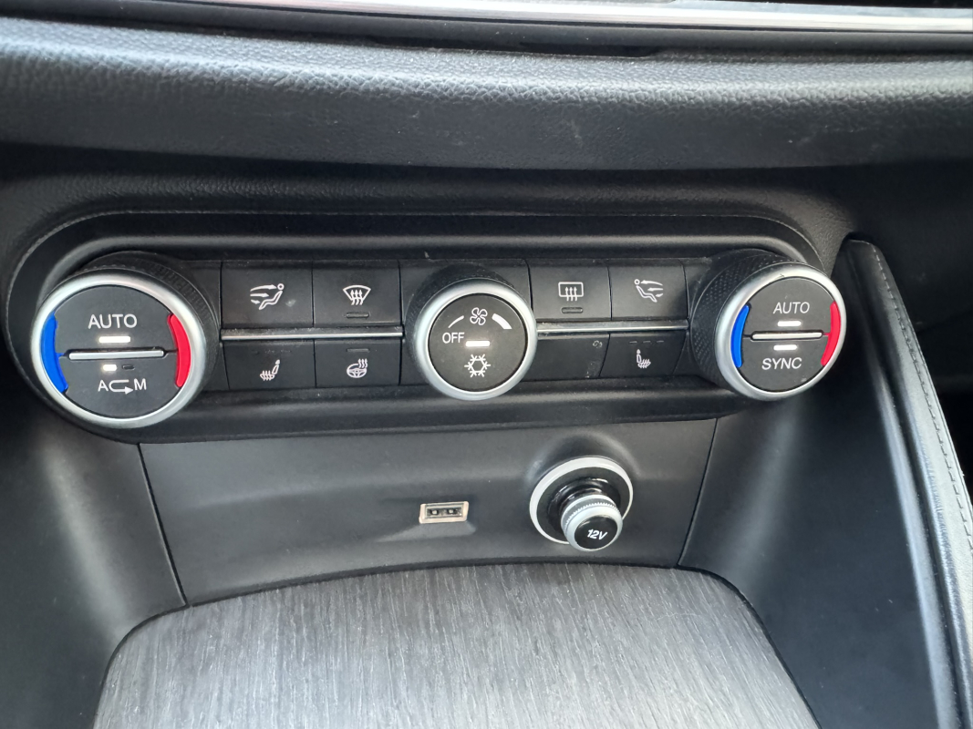 Alfa Romeo STELVIO — 17