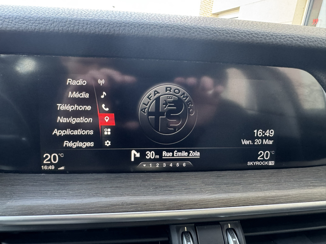 Alfa Romeo STELVIO — 16