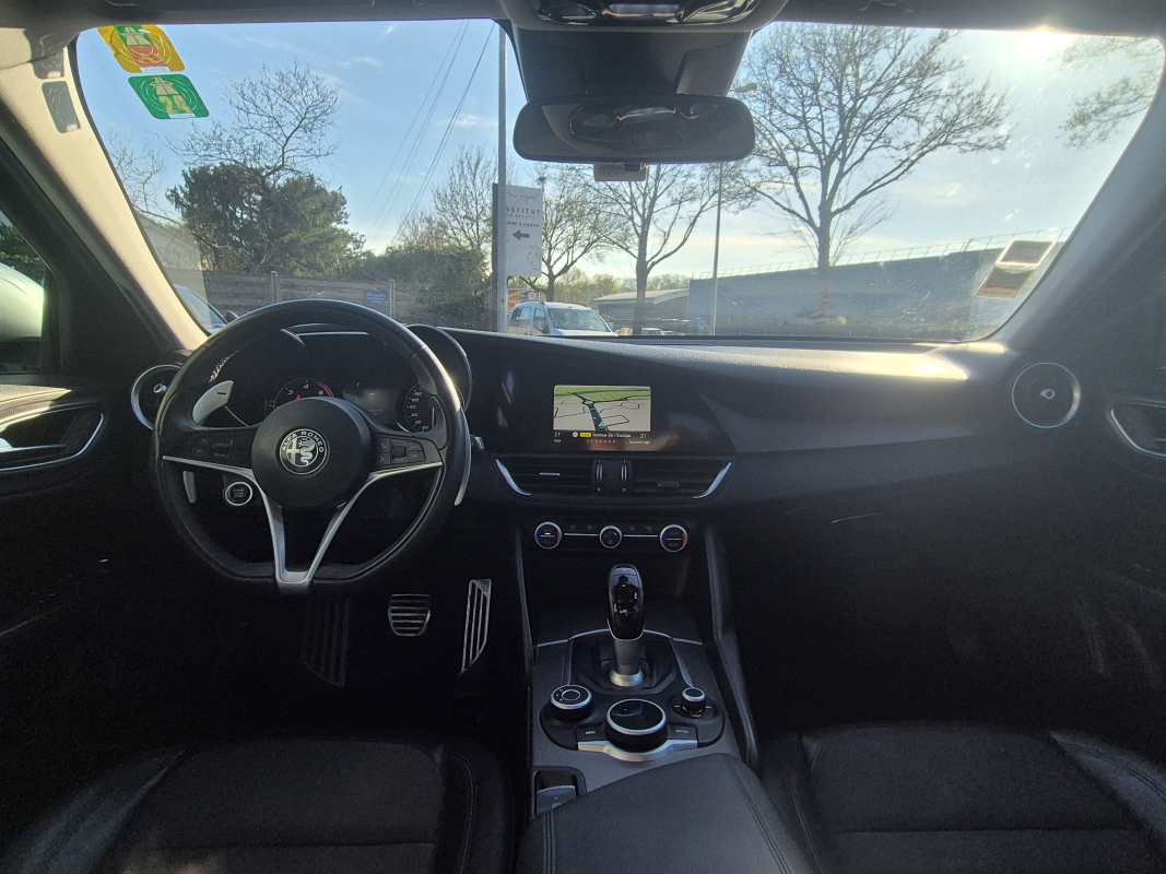 Alfa Romeo Giulia — 9