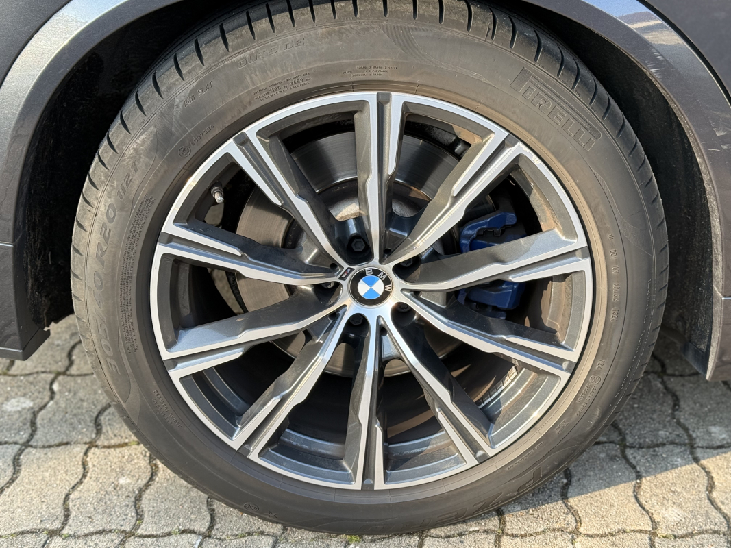 Bmw X5 — 22