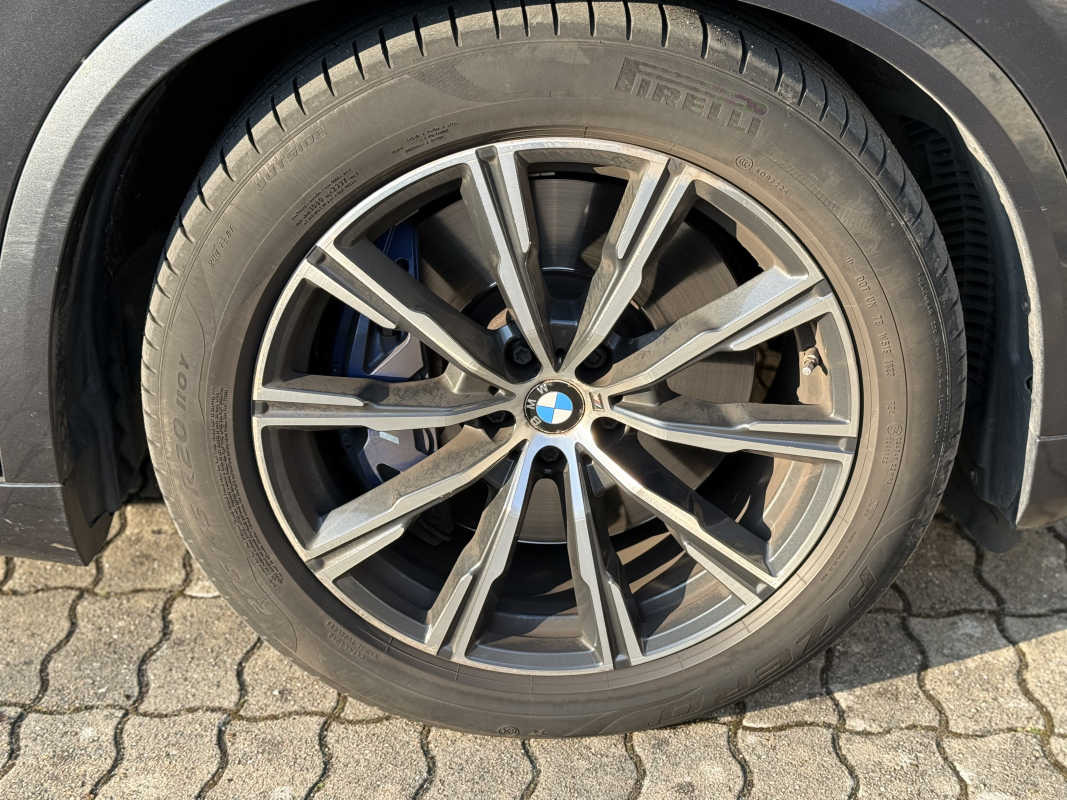 Bmw X5 — 23