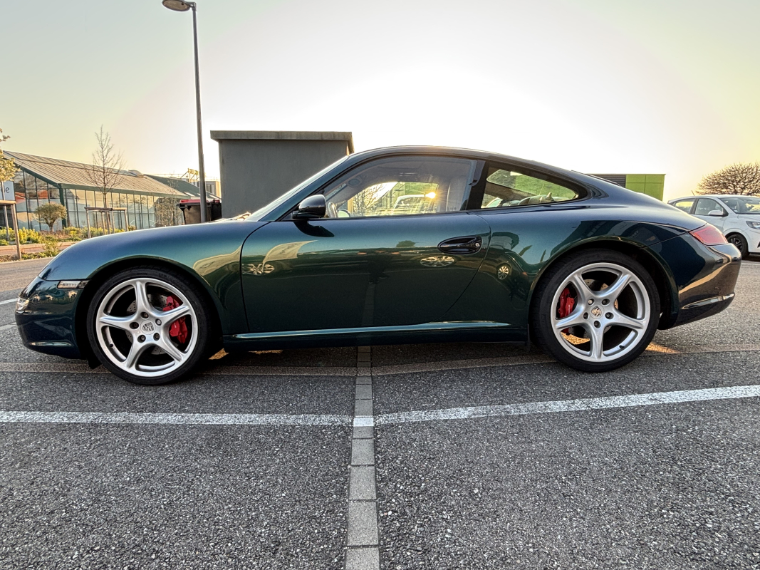 Porsche 911 — 4