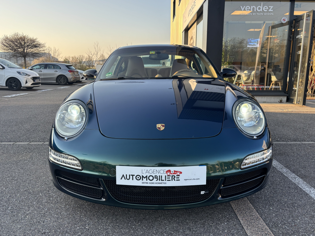 Porsche 911 — 2