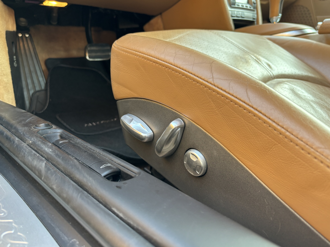 Porsche 911 — 24