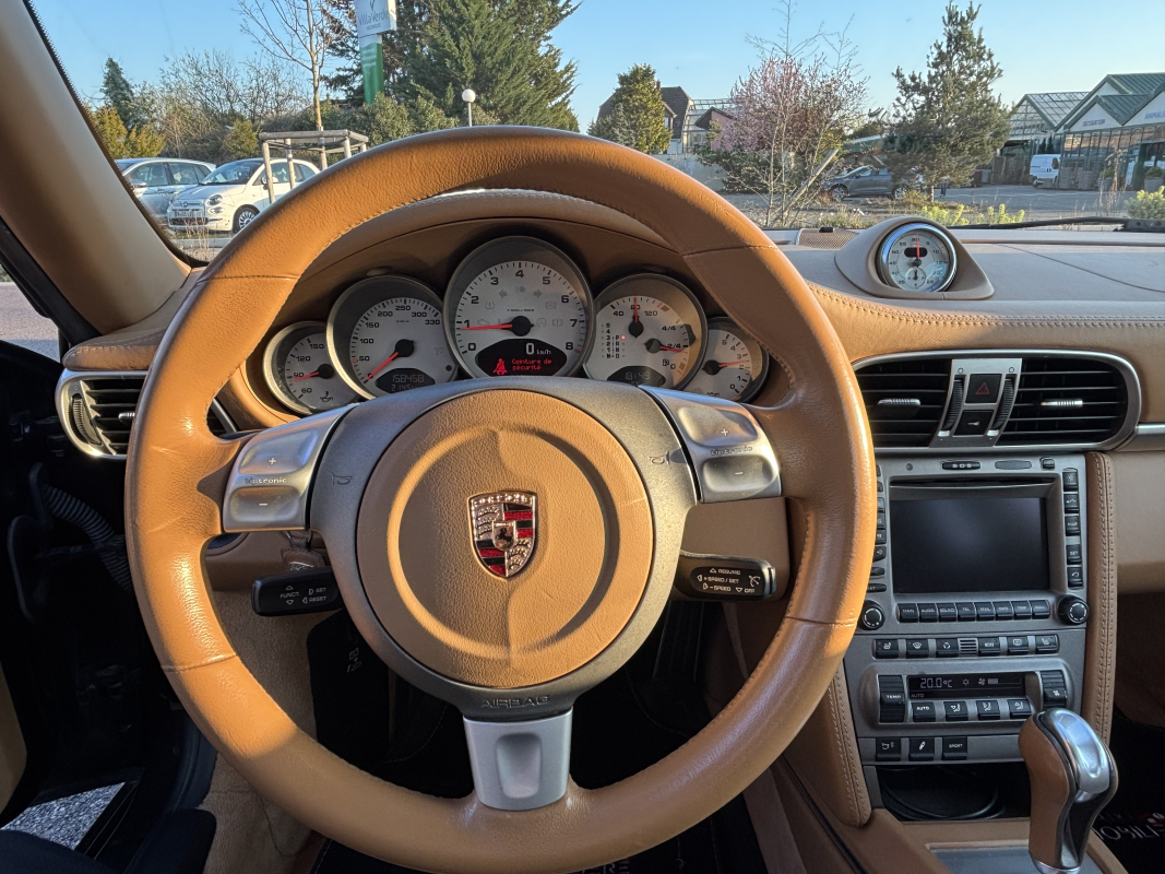 Porsche 911 — 14