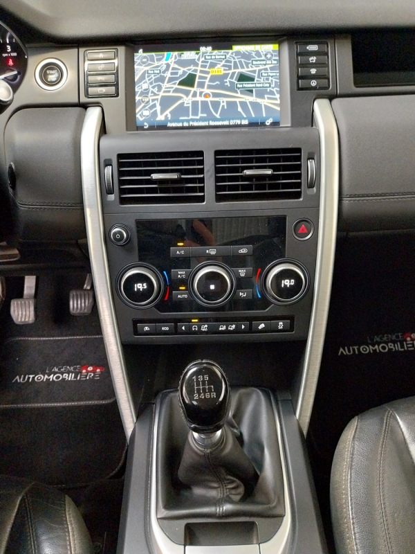 Land Rover Discovery Sport — 25