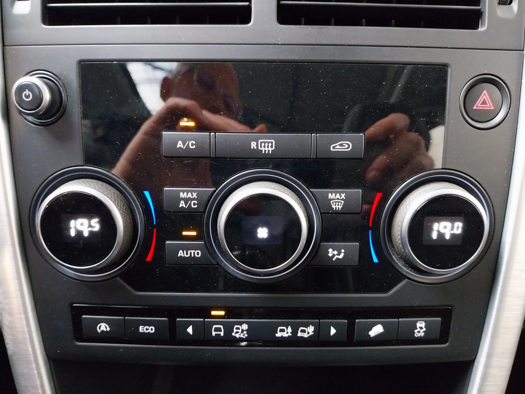 Land Rover Discovery Sport — 27