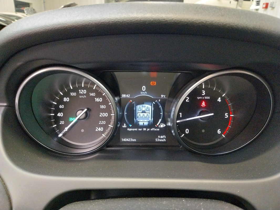 Land Rover Discovery Sport — 34