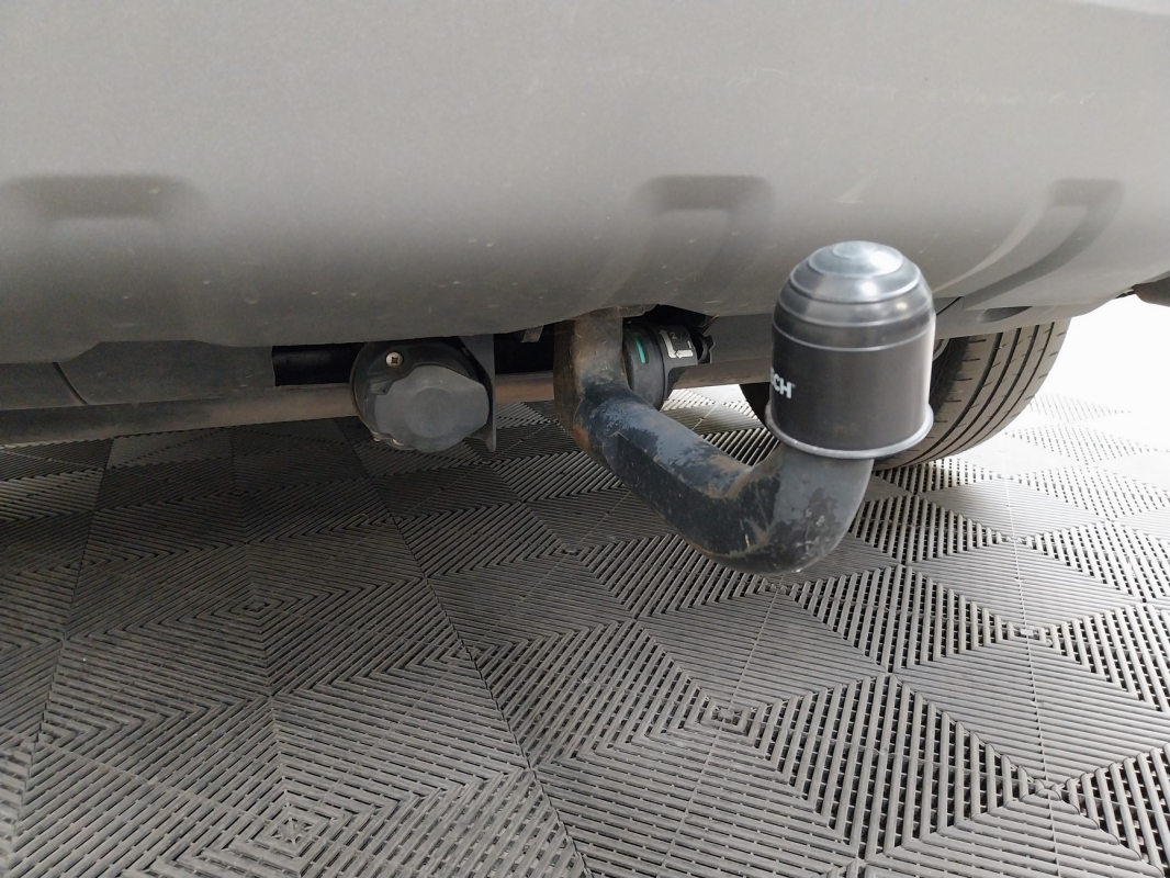 Land Rover Discovery Sport — 29