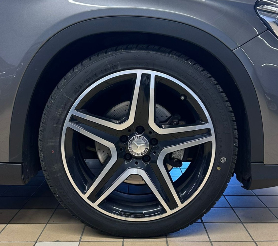Mercedes GLA — 35