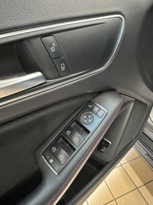 Mercedes GLA — 29