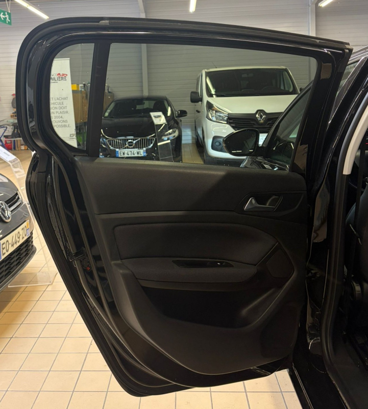 Peugeot 308 — 31