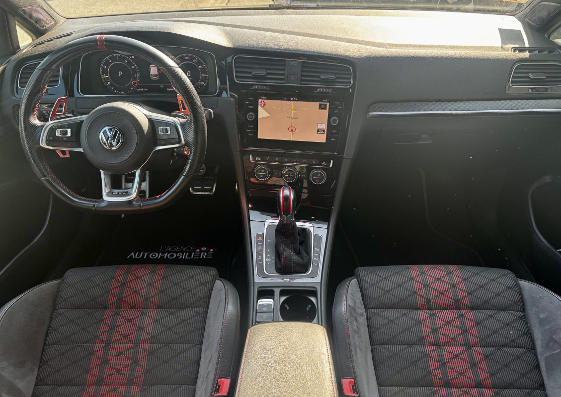 Volkswagen Golf — 12