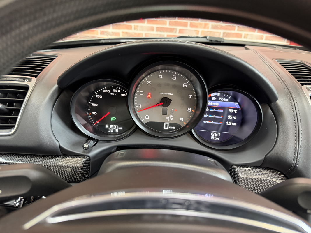 Porsche Boxster — 16