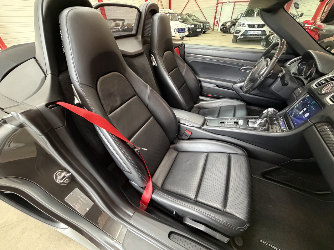 Porsche Boxster — 17
