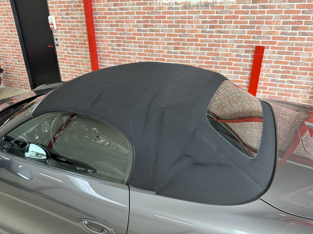 Porsche Boxster — 34