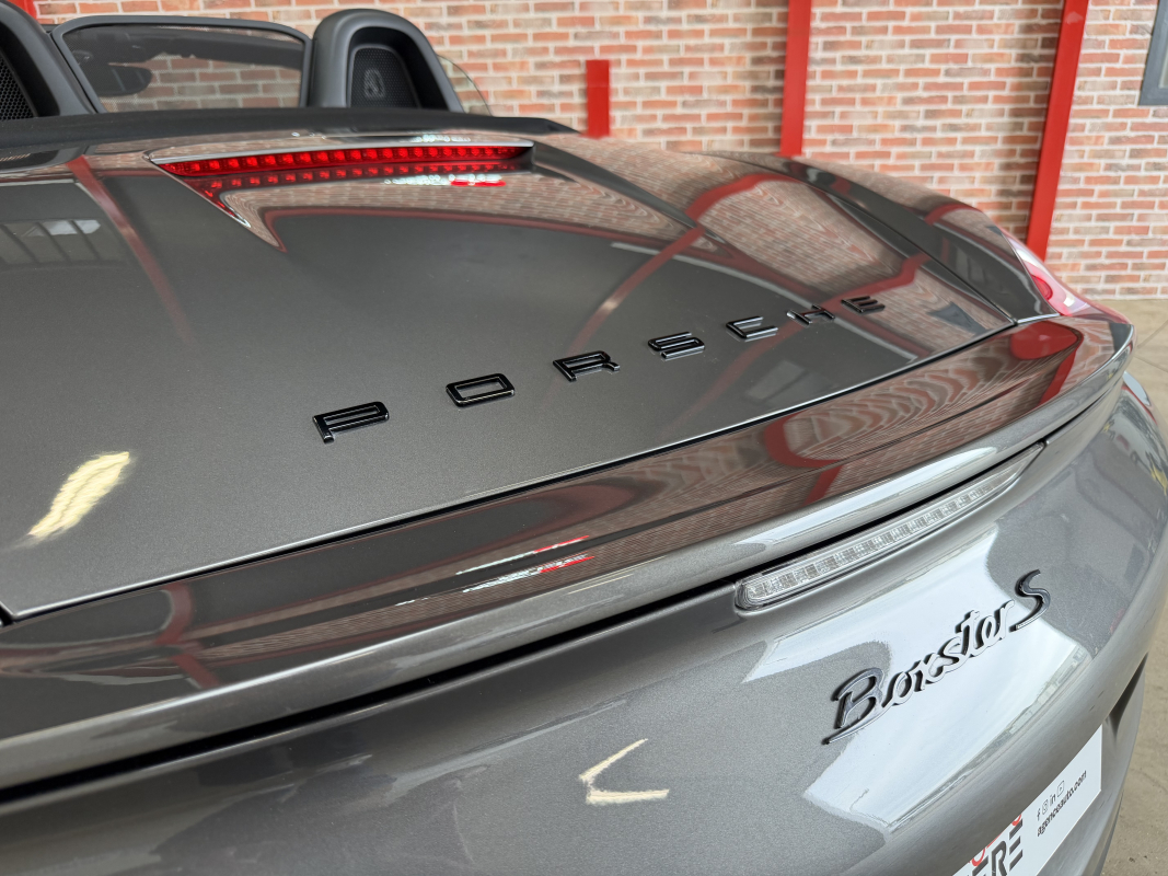 Porsche Boxster — 35