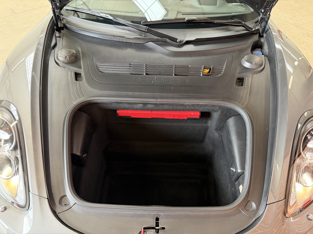 Porsche Boxster — 37