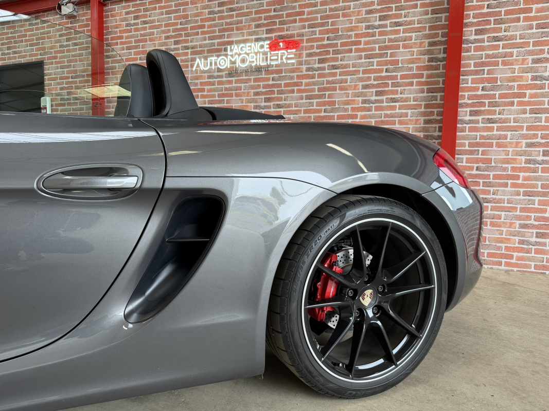 Porsche Boxster — 38