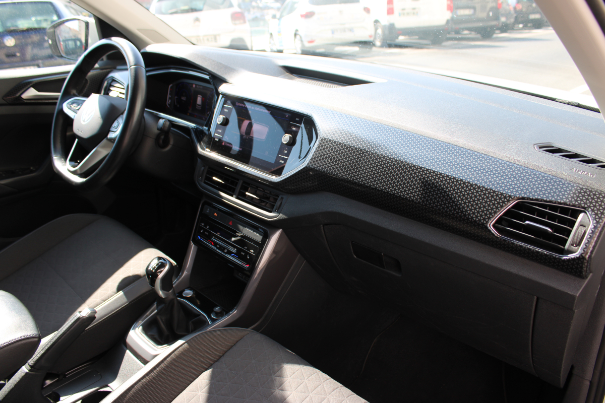 Volkswagen T-Cross — 8