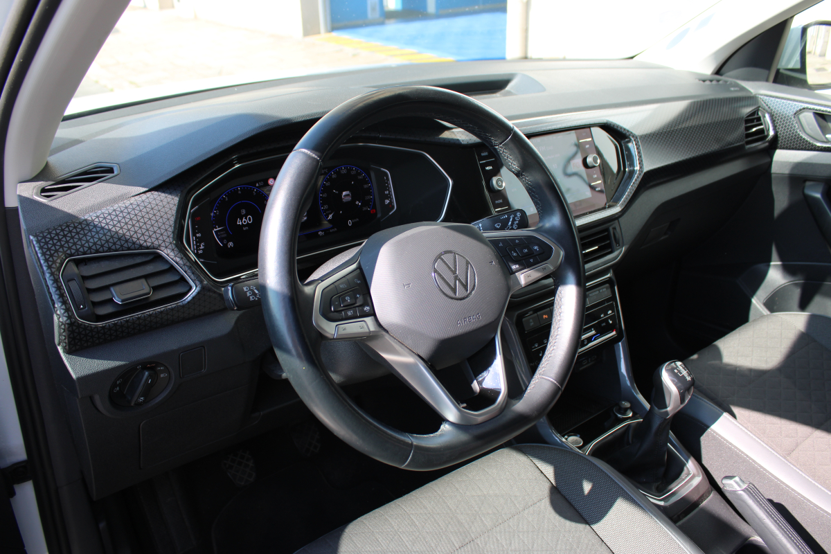 Volkswagen T-Cross — 10