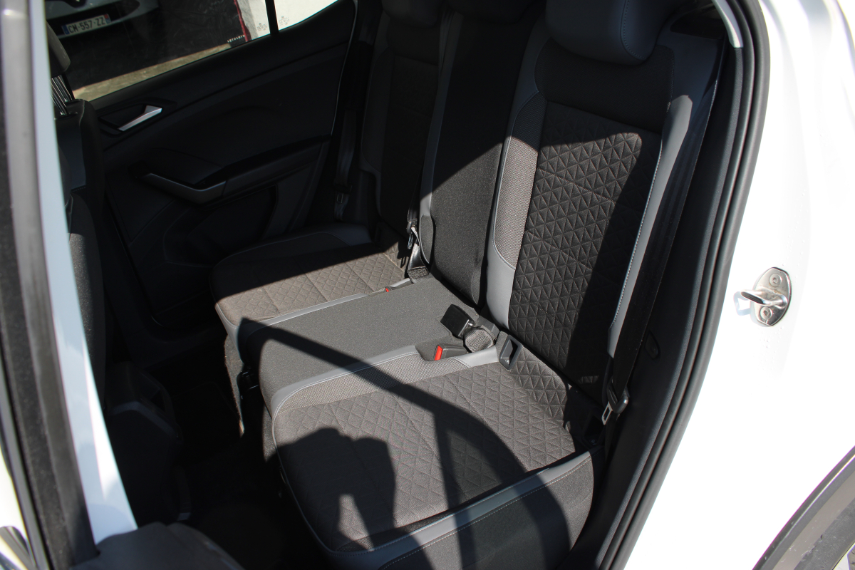 Volkswagen T-Cross — 25