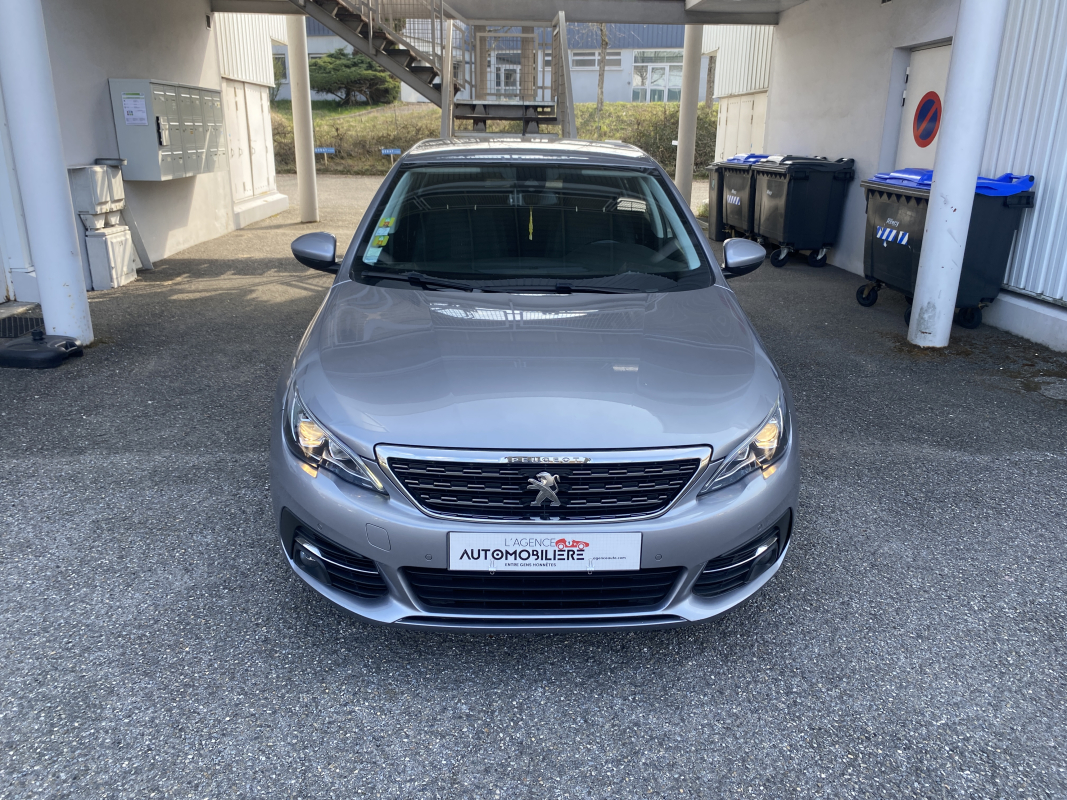 Peugeot 308 — 2