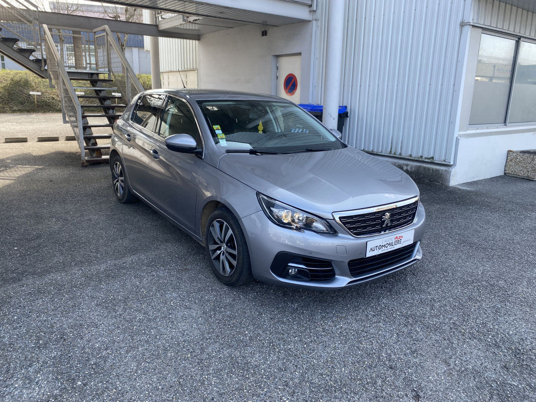 Peugeot 308 — 3