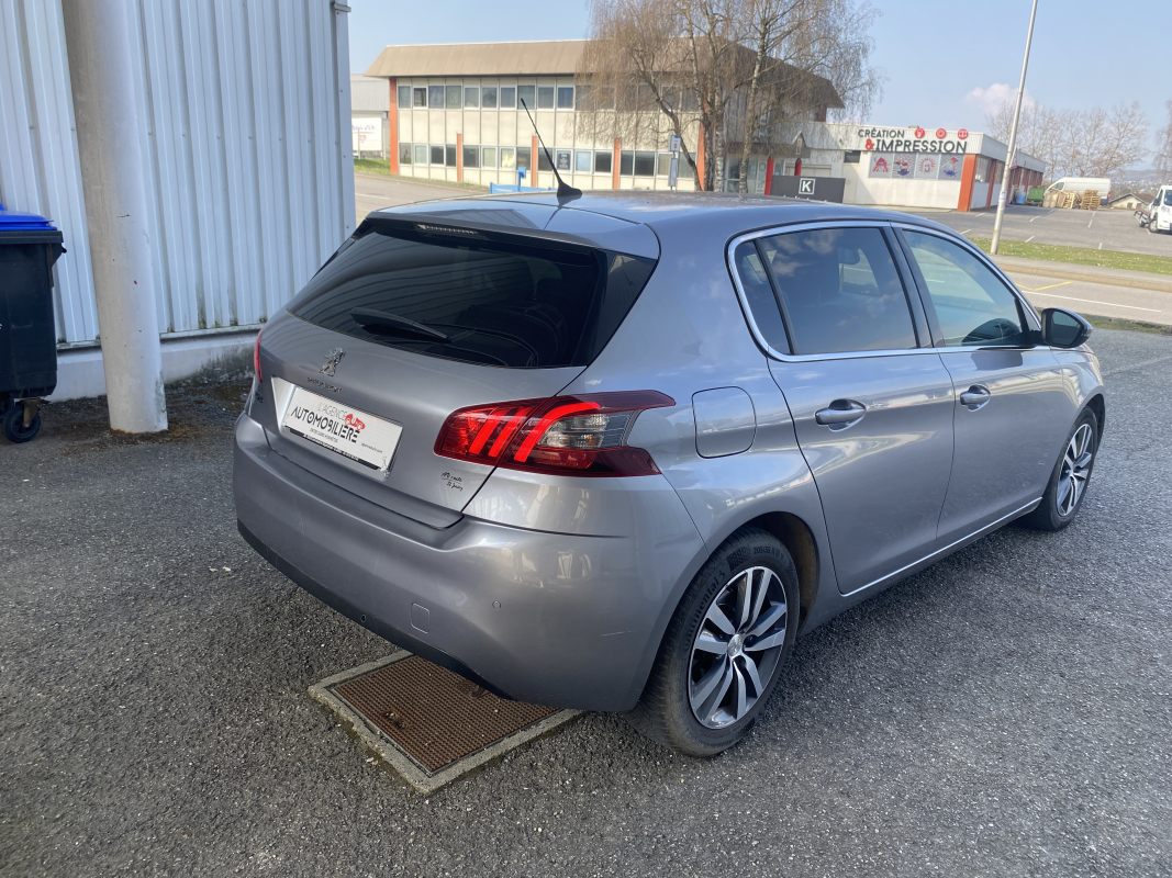 Peugeot 308 — 5