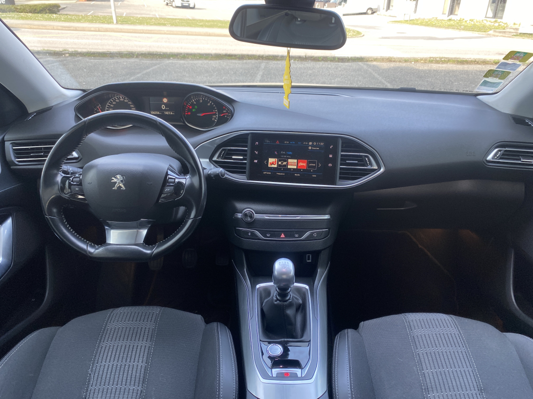 Peugeot 308 — 13