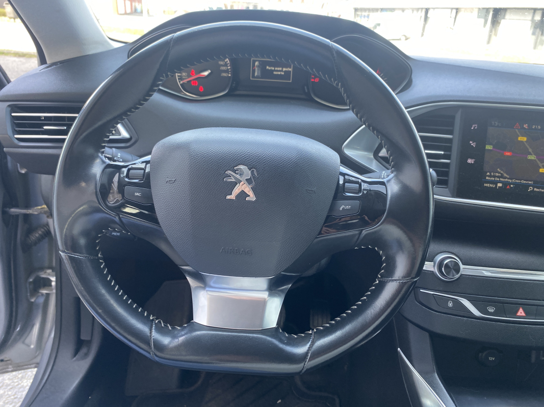 Peugeot 308 — 14