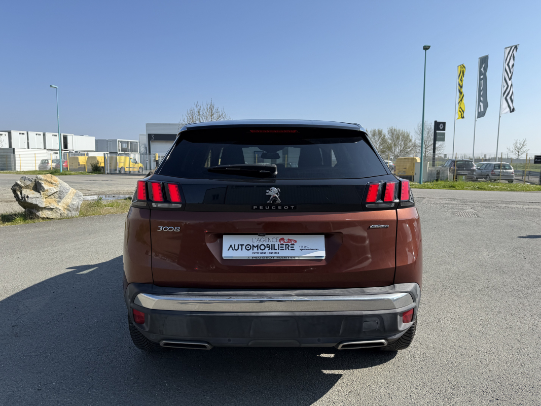 Peugeot 3008 — 7