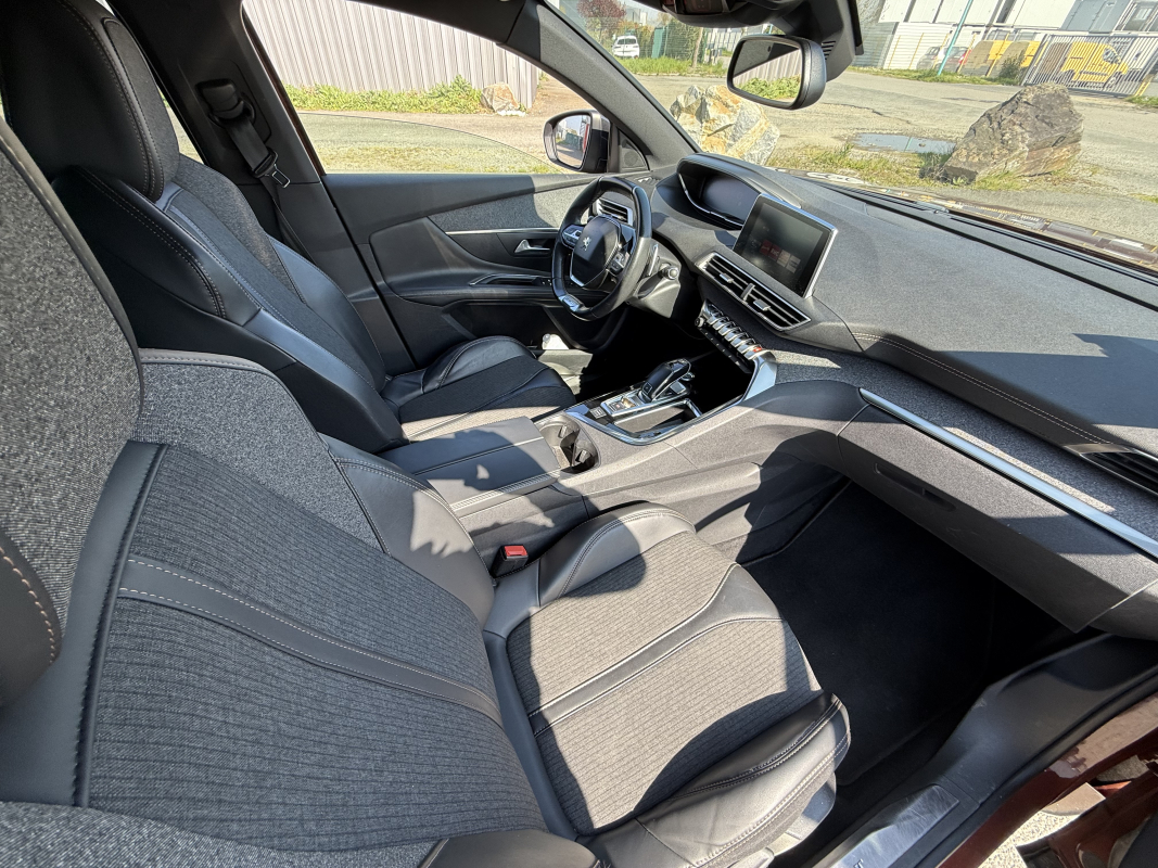 Peugeot 3008 — 14