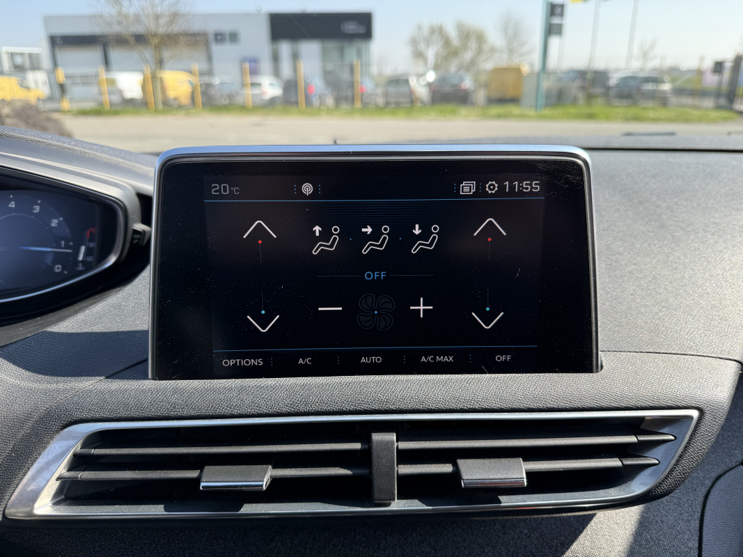 Peugeot 3008 — 19