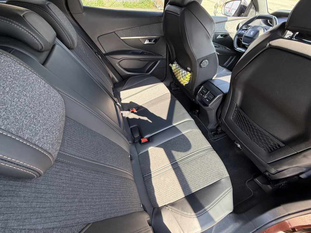 Peugeot 3008 — 13