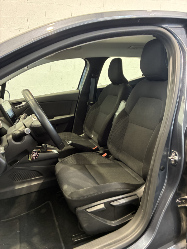 Renault CLIO V — 11