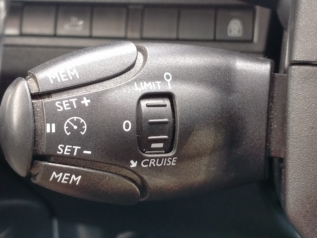 Peugeot 5008 — 31