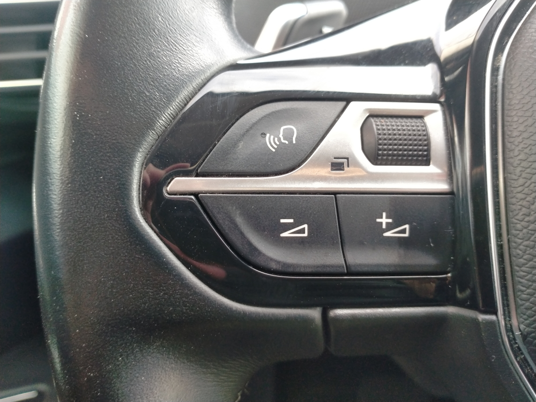 Peugeot 5008 — 26