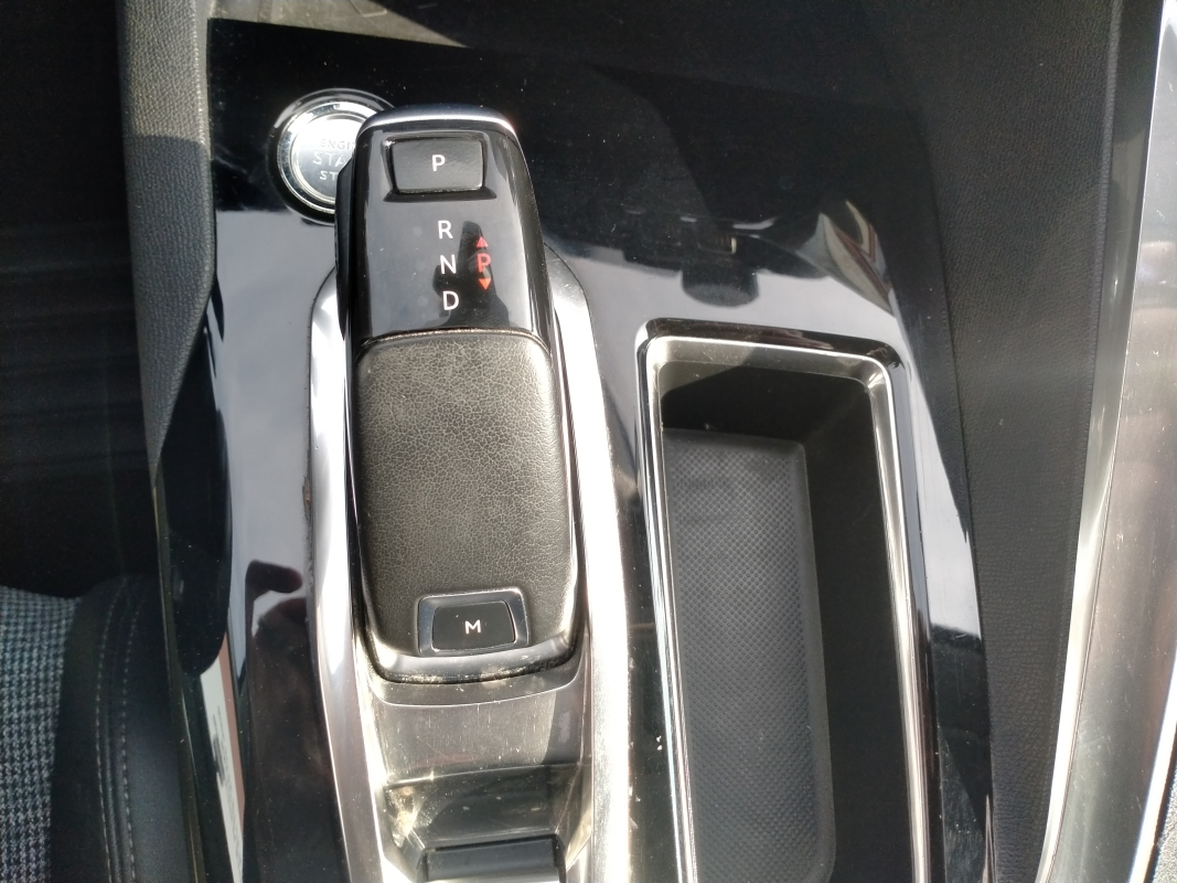 Peugeot 5008 — 24
