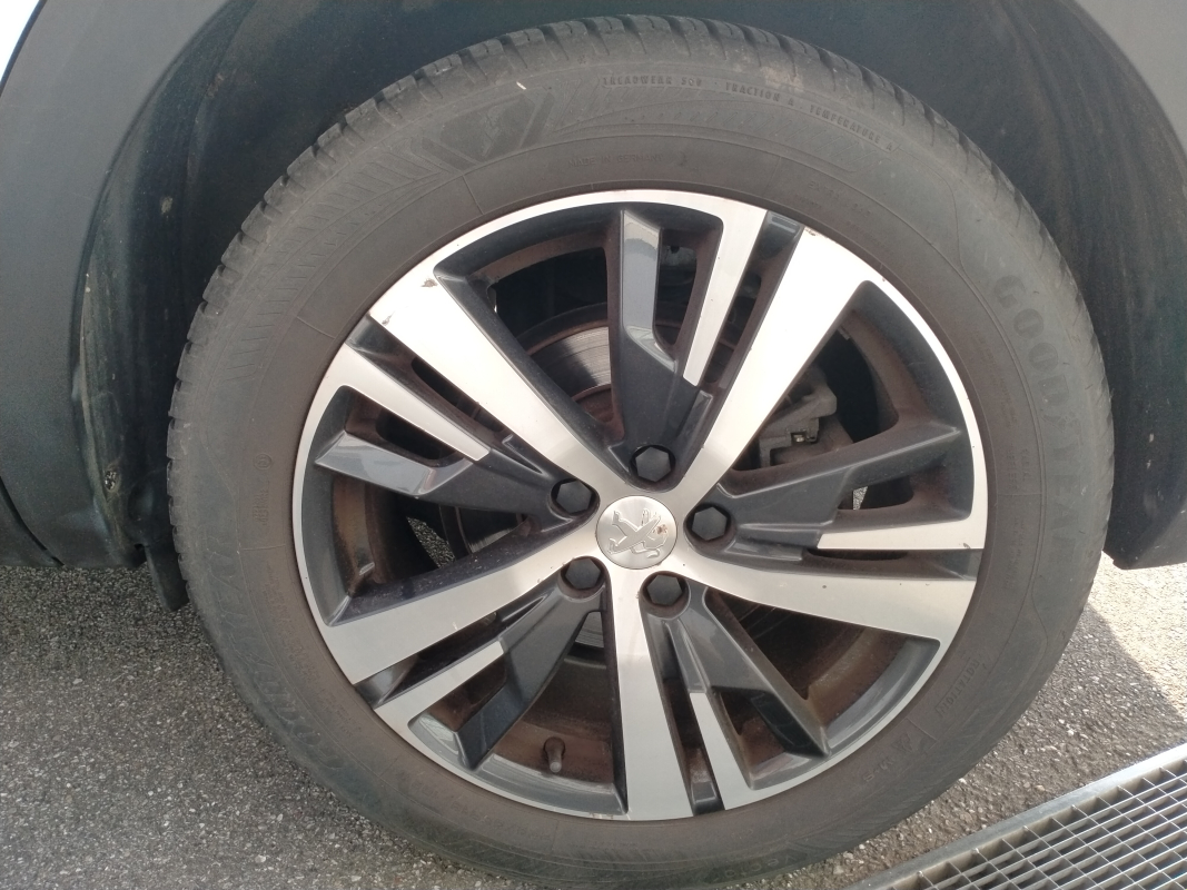 Peugeot 5008 — 32