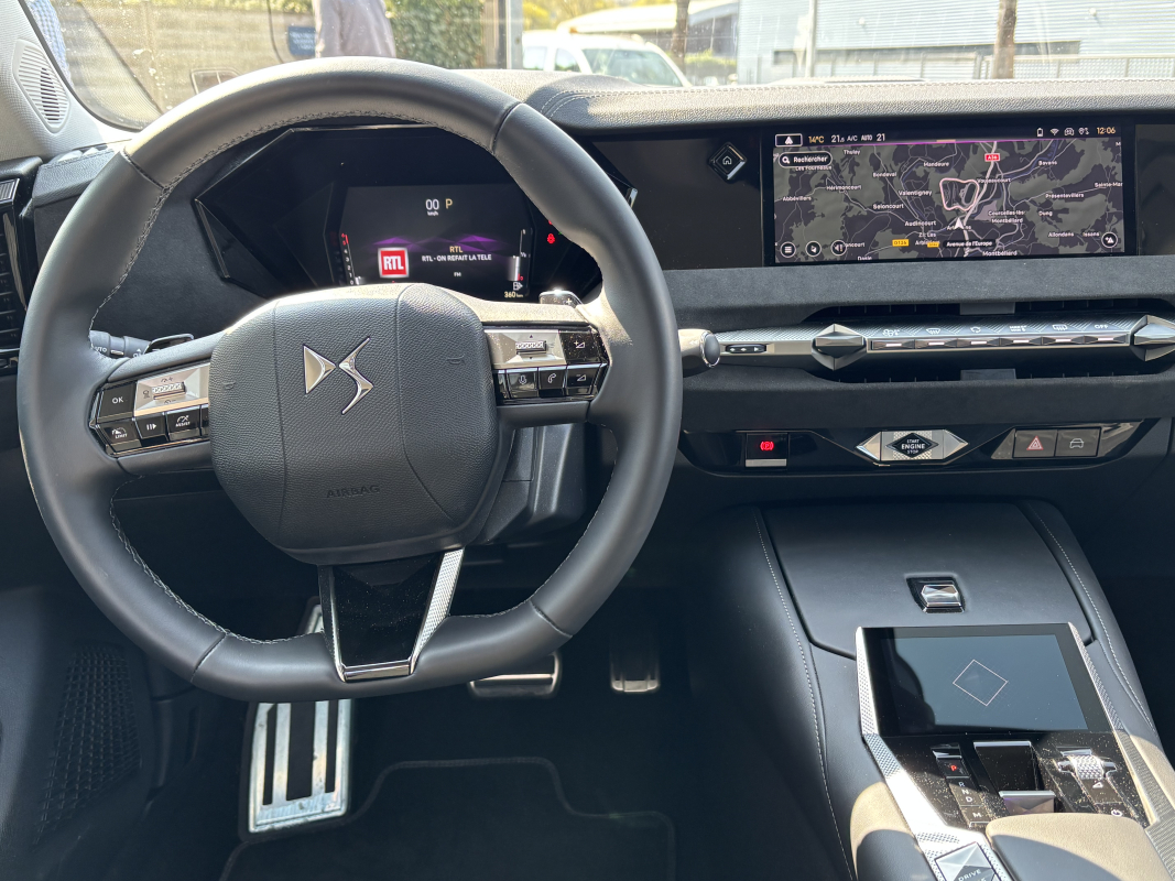 DS DS 4 — 19