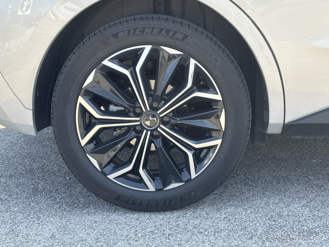 DS DS 4 — 35