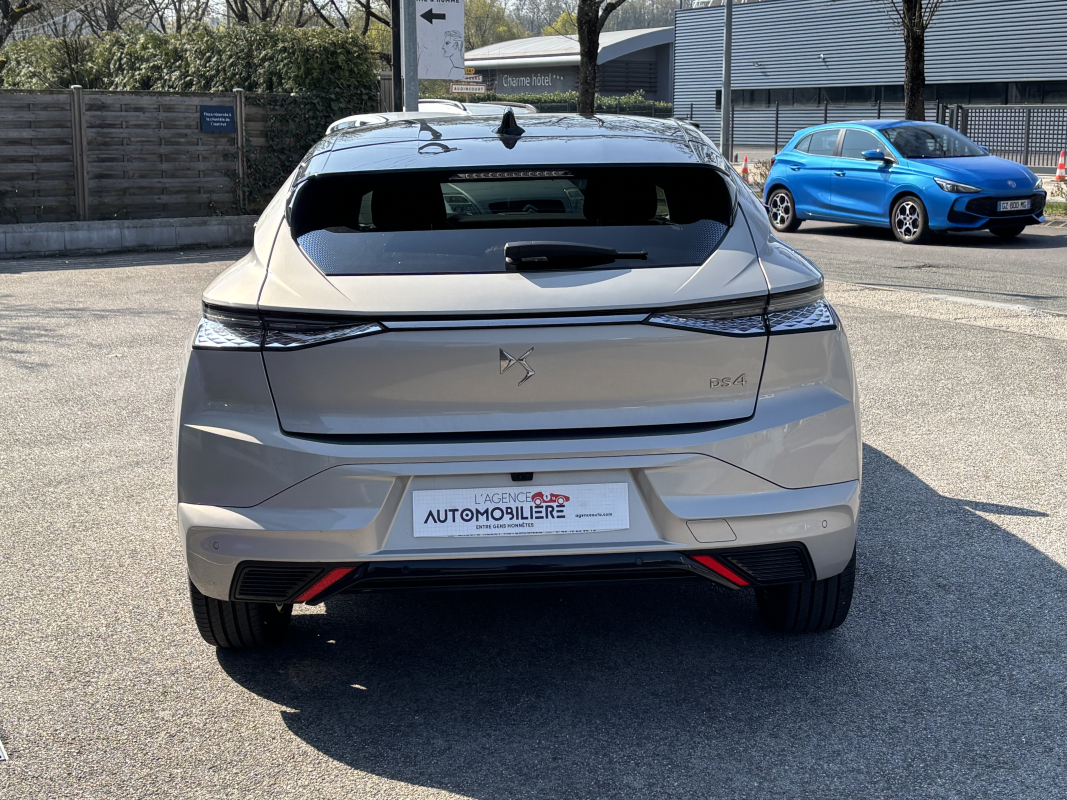 DS DS 4 — 6